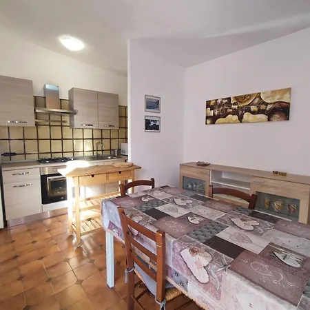 A Due Passi Dalla Spiaggia Apartment
