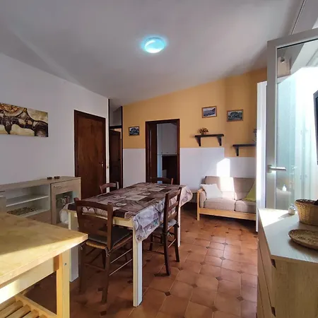 A Due Passi Dalla Spiaggia Apartment